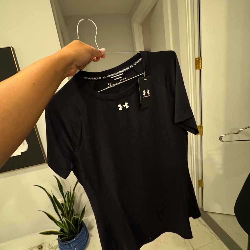 Under Armour Midnight Black Tee